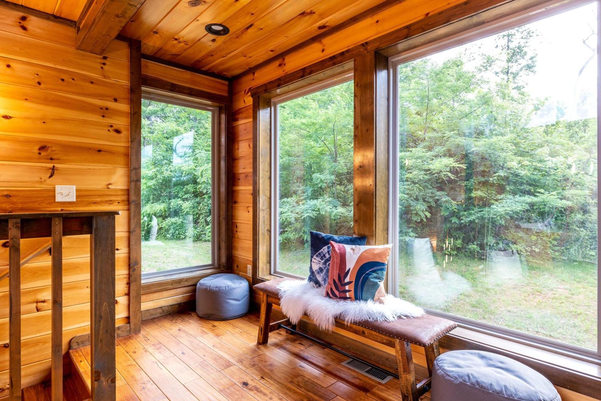 The Solstice - Amenities Galore Mountain Retreat 개틀린버그 외부 사진