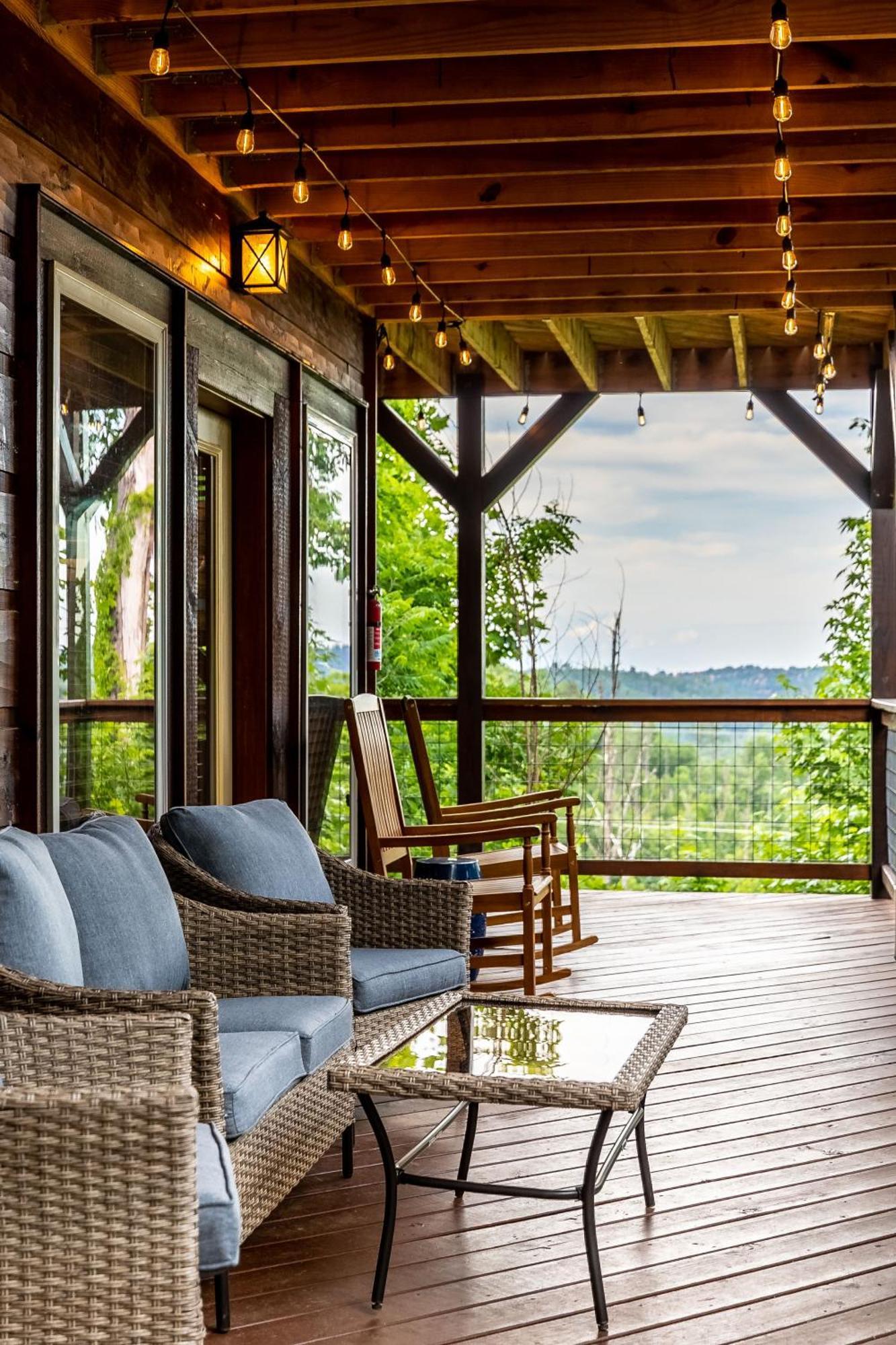 The Solstice - Amenities Galore Mountain Retreat 개틀린버그 외부 사진